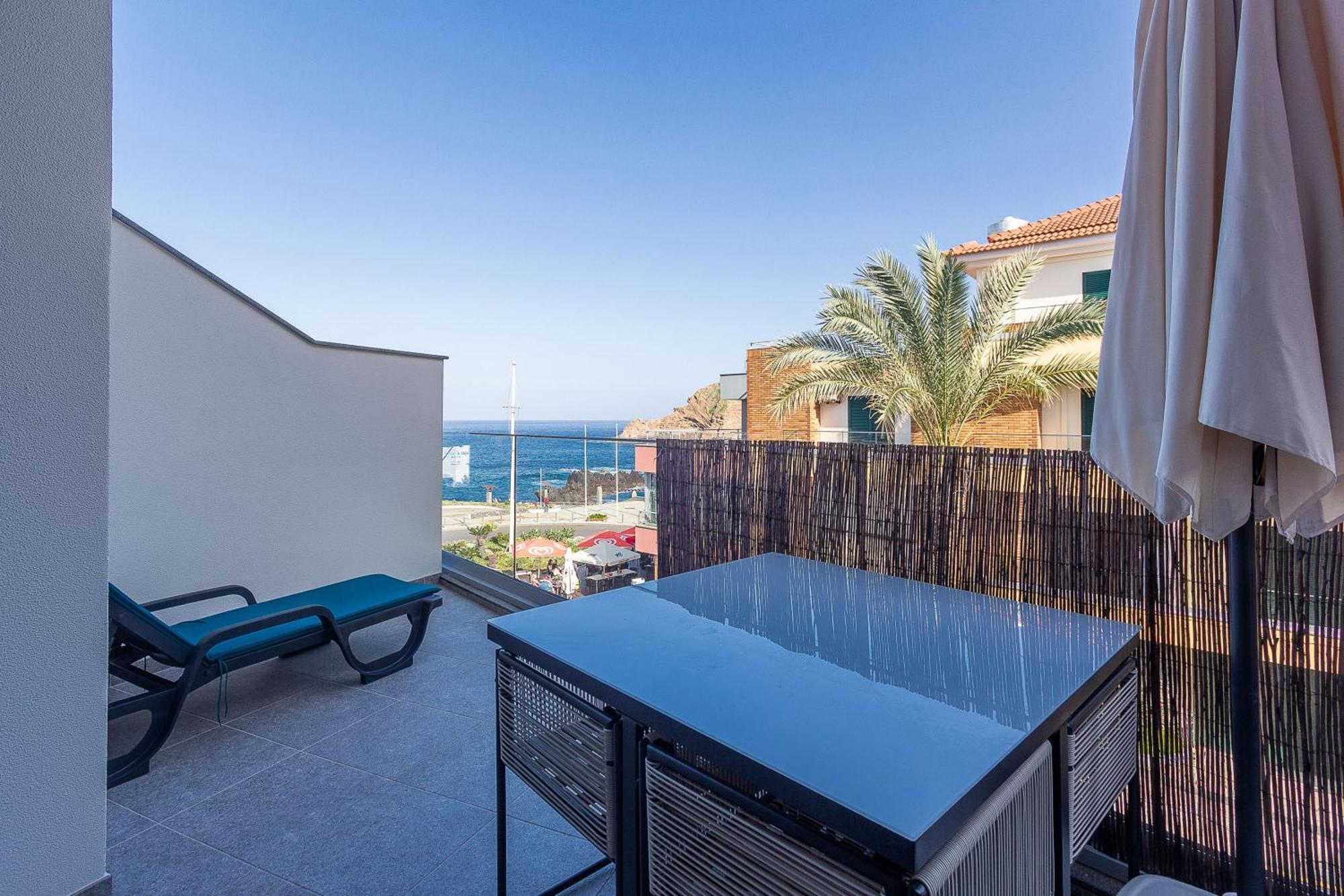 Luxury And Modern Apartment In Porto Moniz Center 外观 照片
