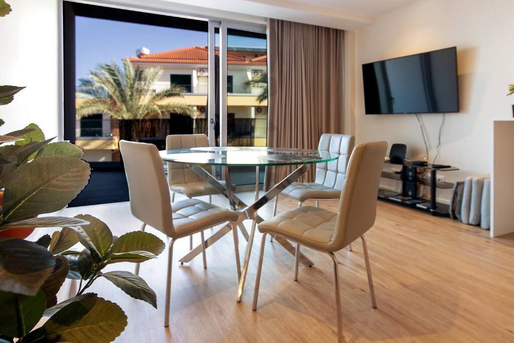 Luxury And Modern Apartment In Porto Moniz Center 外观 照片