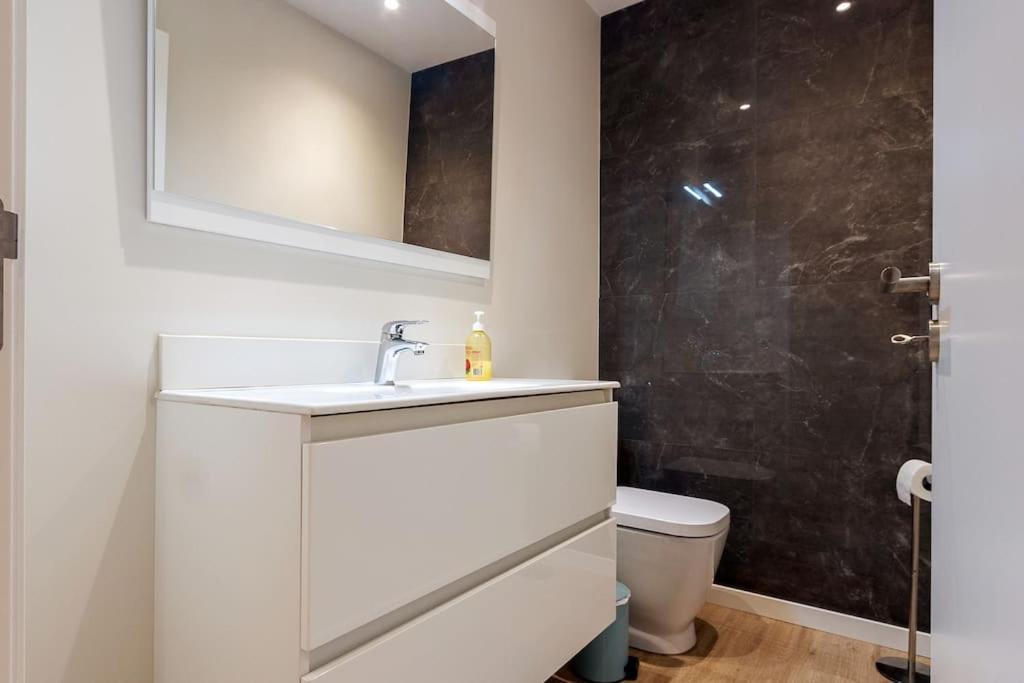 Luxury And Modern Apartment In Porto Moniz Center 外观 照片
